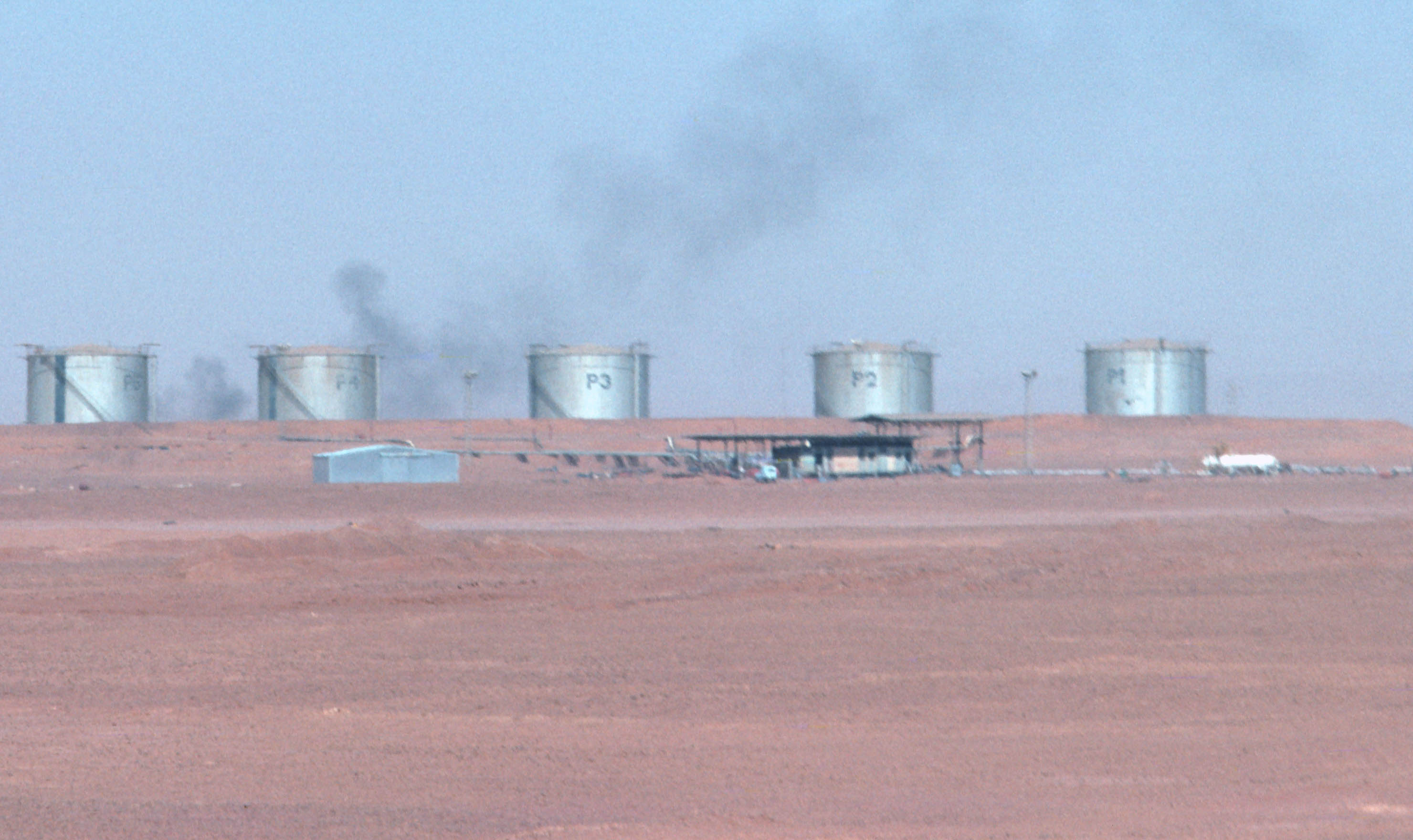 Oil_storage_Tunisia_500k.jpg